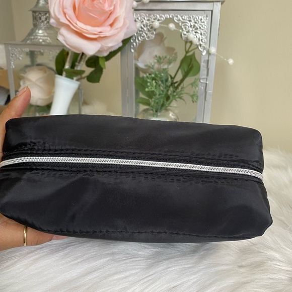 DOLCE & GABBANA MAKEUP BAG - Picture 3 of 9